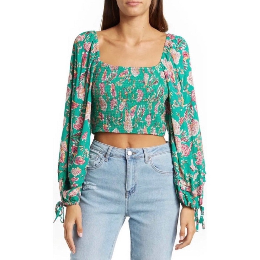 NWT B.O.G Collective Green Floral Smocked Top